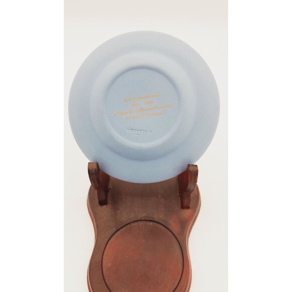 WEDGWOOD JASPERWARE ROBERT HENDERSON PALE BLUE ROUND SWEET DISH BOXED - Picture 2 of 5